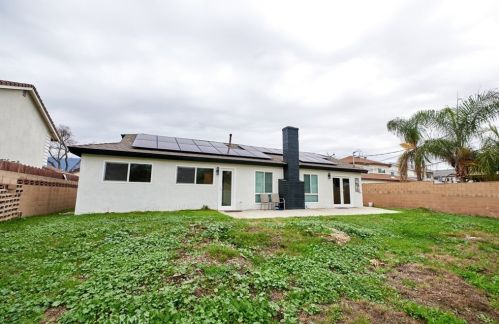 1344 Winn Dr, Upland CA  91786-5026 exterior