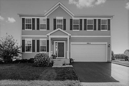 4812 Butler St, Oswego, IL 60543-8030