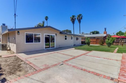 920 Fairview St, Anaheim CA  92801-3414 exterior