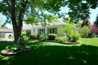 334 Boulder Hill Pass, Oswego, IL 60543-8913