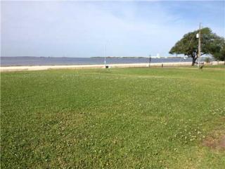 1101 Beach Blvd, Pascagoula, MS 39567-1205