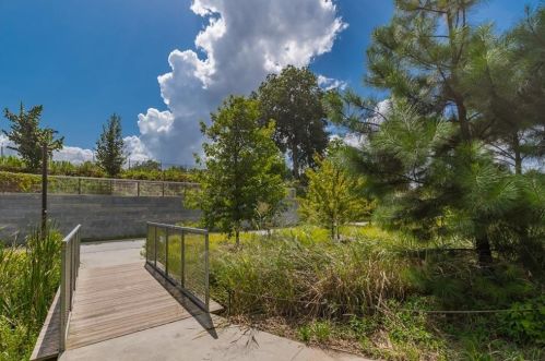 1222 Lorenzo Dr, Atlanta GA  30310-3946 exterior