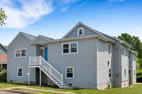 424 Glenmary Ave, Leonardo, NJ 07737-1639