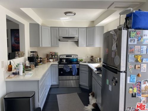 1905 Vassar St, Glendale CA  91204-2934 exterior