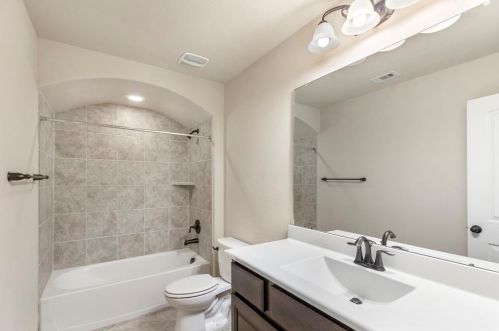 15343 Westland Gate Dr, Conroe TX  77384-3635 exterior
