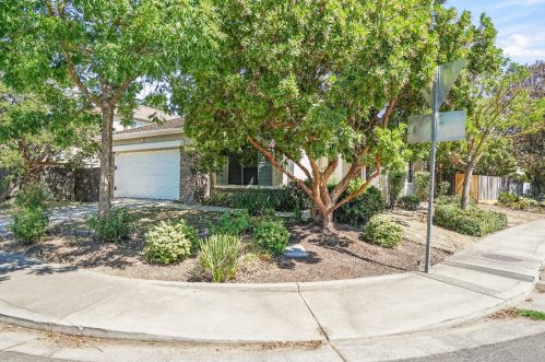 3348 Southgrove Ave, Modesto, CA 95355-9634