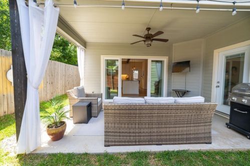 1459 Myrtle St, Fort Worth TX  76104-5763 exterior