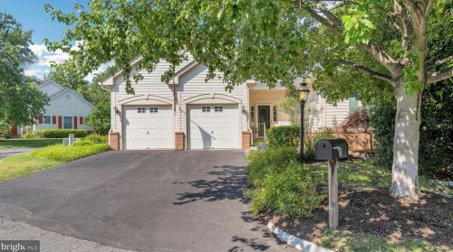 1 Azalea Ct, Princeton, NJ 08540-5016