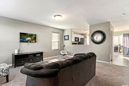 513 2650, Clearfield, UT 84015