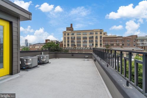 1402 Ellsworth St, Philadelphia PA  19146-3153 exterior