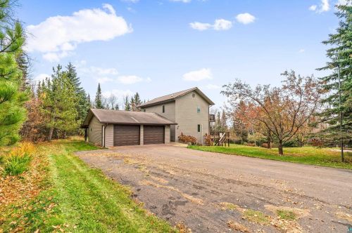 1044 2nd Ave, Lutsen, MN 55604-3215