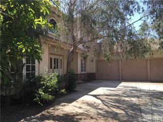 21416 Laker Ct, Chatsworth, CA 91311-1497