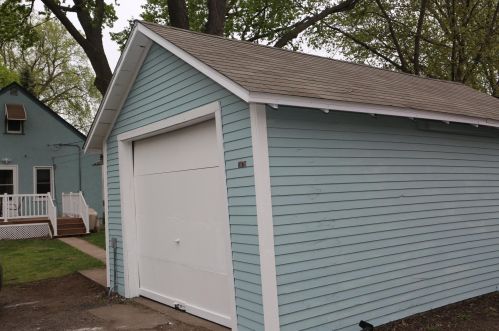 1679 Charles Ave, Saint Paul MN  55104-2227 exterior