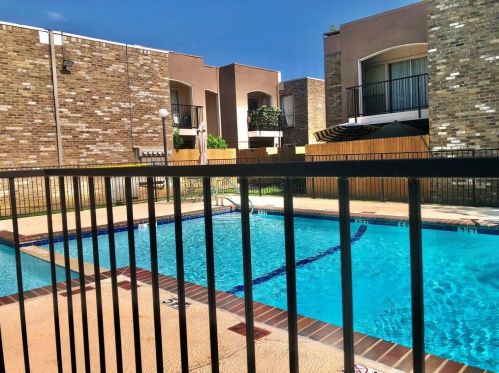 5516 Boca Raton Blvd, Fort Worth TX  76112-1912 exterior