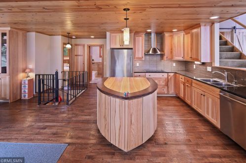 34993 Shore Blvd, Crosslake, MN 56442-2789