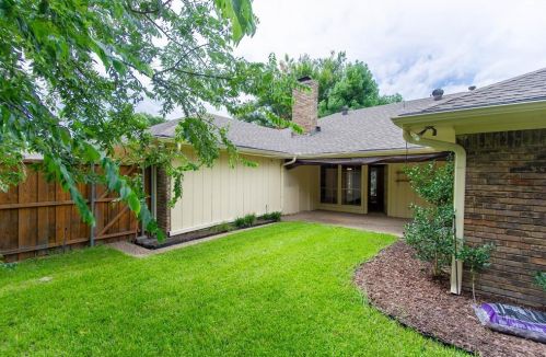 6007 Canyon Springs Rd, Dallas TX  75248-2116 exterior