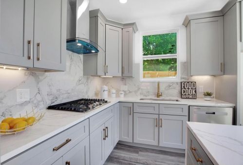 3104 Th, Austin TX  78702-1402 exterior