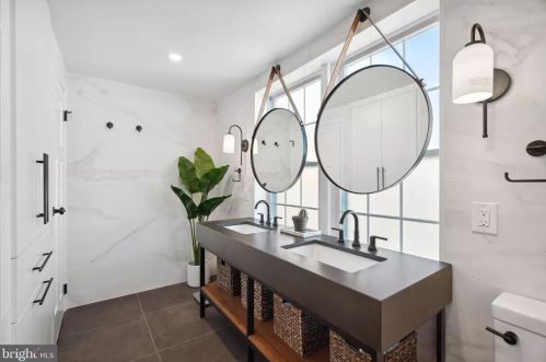 503 22nd St, Philadelphia PA  19146-1256 exterior