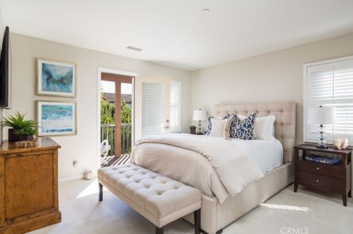 57 Arborside, Irvine CA  92603-0111 exterior