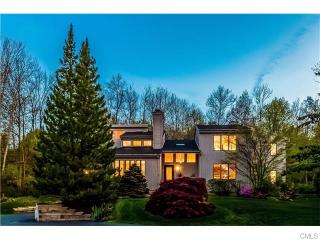 301 Sturges Ridge Rd, Wilton CT  06897-2616 exterior