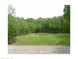 17 Gillette Ln, Somers, CT 06071-1756