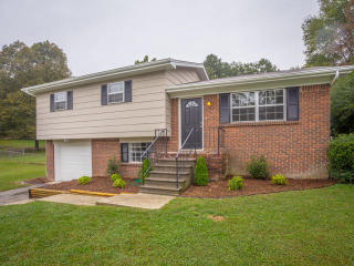 430 Sevier St, Hixson, TN 37343-1660
