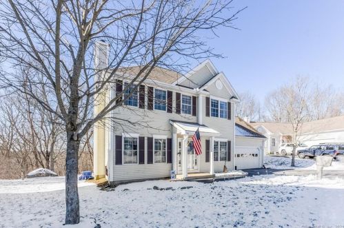 56 Highwood Cir, Colchester, CT 06415-1282