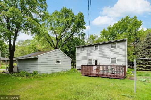 385 3rd Ave, Saint Paul MN  55112-7844 exterior