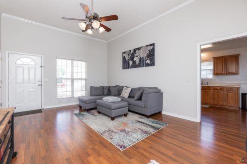 209 Tyson Glen Dr, Warner Robins GA  31088-2396 exterior