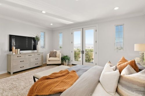 16 Dreamlight, Irvine CA  92603-4258 exterior