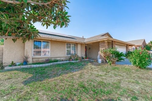 746 Spruce Ave, Rialto, CA 92376-4724