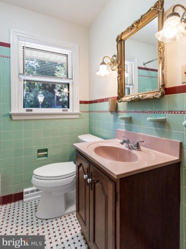 92 Euclid Ave, Lancaster PA  17603-6807 exterior