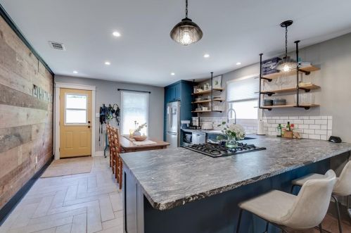 1618 6th Ave, Fort Worth TX  76104-4331 exterior