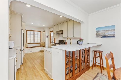 1066 Bonnie Brae Blvd, Denver CO  80209-5135 exterior
