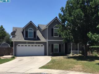 5239 Wren Ct, Visalia, CA 93291-9191