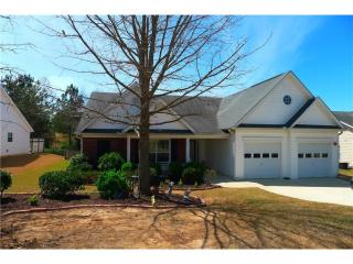 300 Ballyshannon Dr, Dacula, GA 30019-6558
