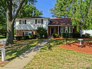 3040 Raylight Dr, York, PA 17402-9230