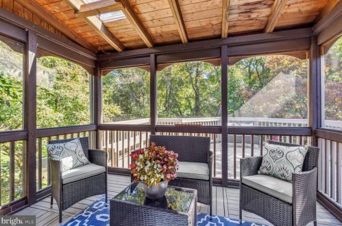 2012 Kings House Rd, Silver Spring MD 20905-4224 exterior