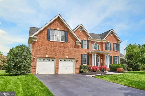 5589 Tournament Dr, Haymarket, VA 20169-3103