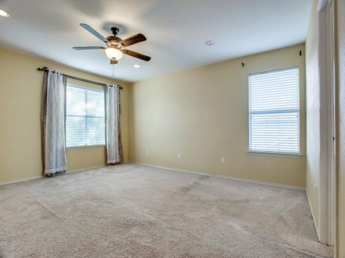 1473 Hedgewood Trl, Fort Worth TX  76112-4455 exterior