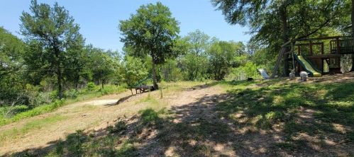10017 Alicia Dr, Webberville, TX