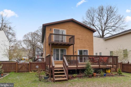 305 Norfolk St, Severna Park, MD 21146-4202