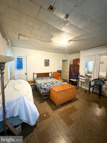 142 53 St, Philadelphia PA 19139-1404 exterior