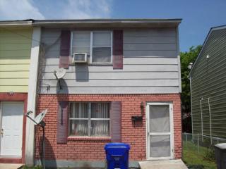 10 Cedar St, Charleston, SC 29403-4226