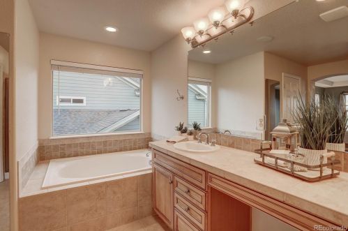 12143 Tallkid Ct, Parker CO 80138-8813 exterior