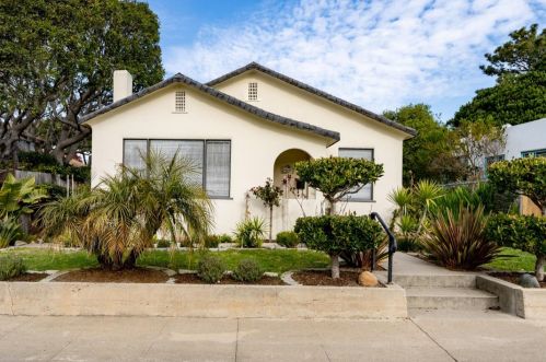 468 Gibson Ave, Del Monte Park, CA 93950-4416