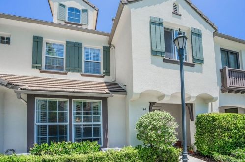 44 Leucadia, Irvine, CA 92602-2414