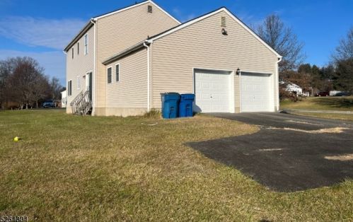 9 Mott Way, Flemington, NJ 08822-6907