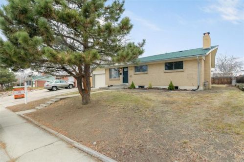 6287 61 Pl, Arvada CO  80003-5003 exterior
