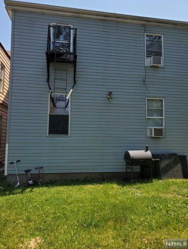 450 27th St, Paterson NJ  07514-1814 exterior